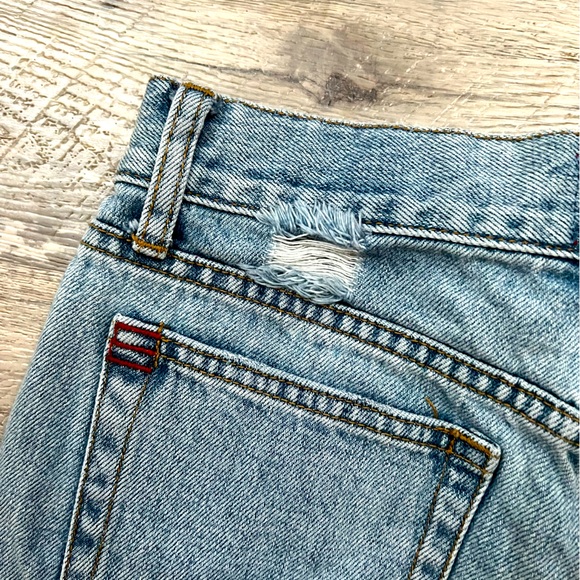 BDG Urban Outfitters girlfriend high rise denim shorts - Picture 5 of 8